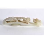 A VERY FINE 18TH CENTURY CHINESE CARVED WHITE JADE BELT HOOK Late Qianlong.