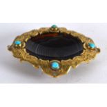 A SMALL 19TH CENTURY FRENCH YELLOW METAL AND AGATE BOWL incised with flowers. 3.25ins wide.