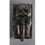 A SILVER EMERALD AND DIAMOND CAT SET VESTA.