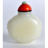 AN EARLY 20TH CENTURY CHINESE CARVED WHITE JADE SNUFF BOTTLE AND STOPPER with coral and jadeite