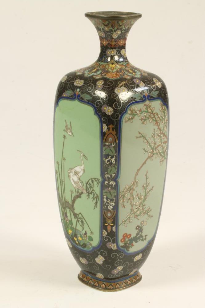 A JAPANESE CLOISONNE ENAMEL VASE, Meiji period, of rounded square section, with four drab green - Bild 2 aus 4