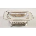 AN EDWARDIAN SILVER BONBON DISH, maker J Sherwood & Son, Birmingham 1908, of oblong form with re-