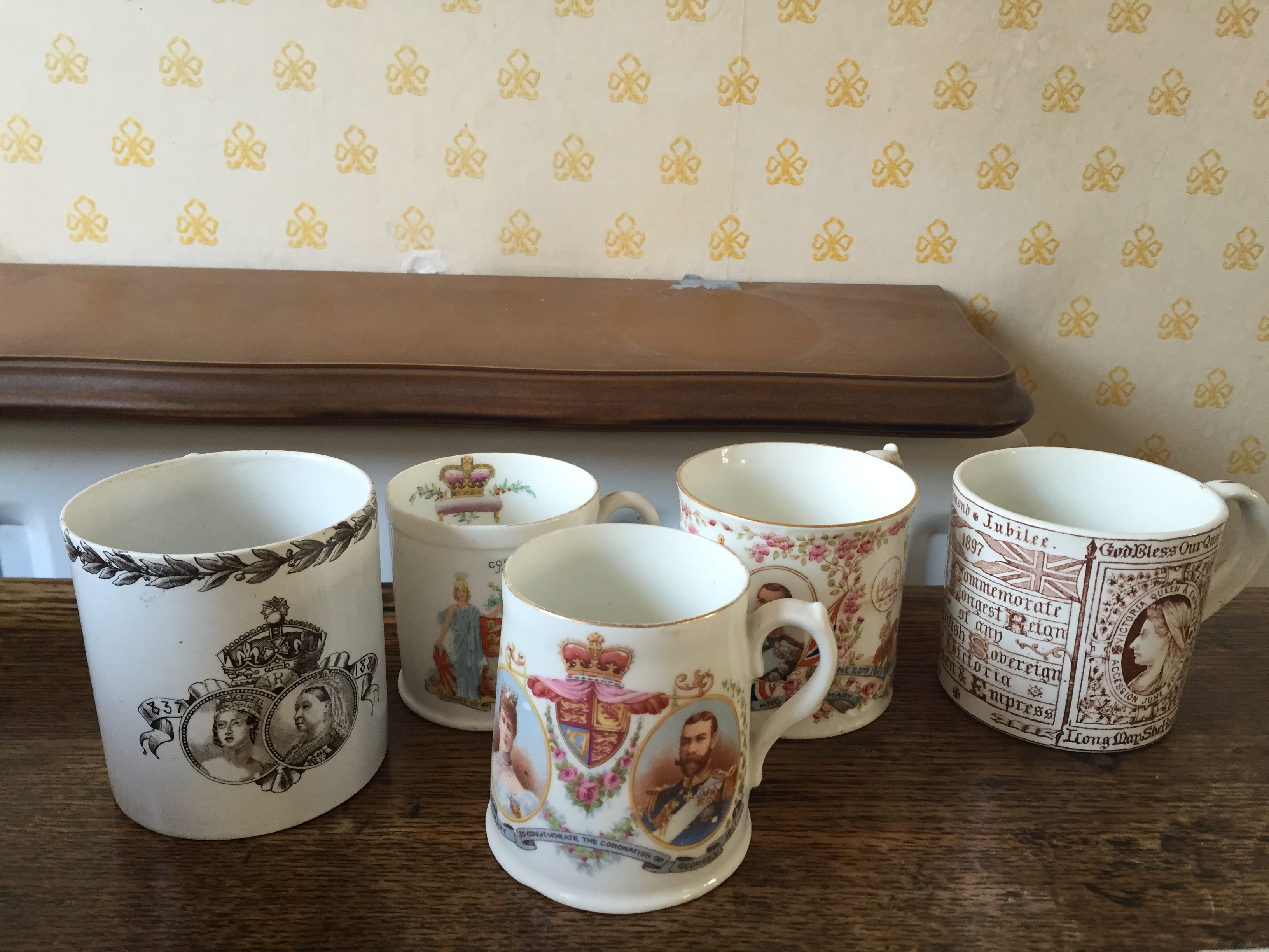 Five Royal commemorative mugs including Copeland. - Image 2 of 2