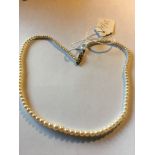 Cultured pearl necklace with 9ct clasp.