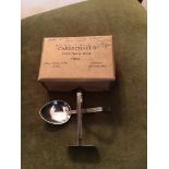 Silver christening pusher and spoon Sheffield 1946 in orig. Carmichaels box