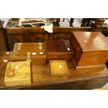 Early 20th cent. Treen Boxes: Fitted box with brass decoration, mahogany jewellery box with padded