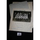 Autographs/Football: 1948/9 Preston North End including Tom Finney & Bill Shankley. Charlton