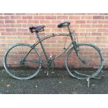 Cycling/Militaria: BSA green Airborne folding bike in requiring restoration. Plus 2 sets of spare