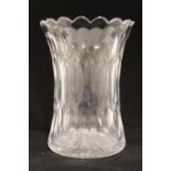 WHITE STAR LINE: Substantial First Class crystal/cut glass flower vase decorated with the house