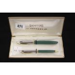 Pens: Sheaffer Snorkel pen and propelling pencil, boxed.