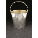 WHITE STAR LINE: First Class Elkington plate ice bucket and liner, both marked. 5ins.