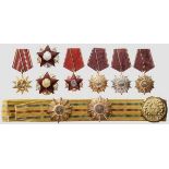 Fünf Orden "23. August", drei Orden der Verteidigung des Vaterlandes, Medaille, Feldbinde Buntmetall
