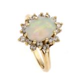 Opal-Brillant-Ring GG 585/000 mit einem feinen Milchopalcabochon 10 x 8 mm und 16Brillanten, zus.