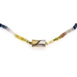 Multicolor-Collier mit Schließe GG 585/000, fac. Smaragd-, Saphir- und Rubinrondelle 3,5mm, L. 41