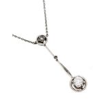 Altschliff-Diamant-Collier WG 585/000 mit einem Altschliff-Diamant 0,30 ct W/SI und 3Diamantrosen,