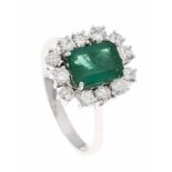 Smaragd-Brillant-Ring WG 750/000 mit einem feinen fac. Smaragd 8 x 6 mm in sehr guter Farbe und