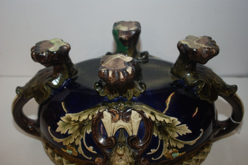 VICTORIAN MAJOLICA TYPE OVAL JARDINIERE WITH LION PAW FOOT (RESTORATION) - Image 3 of 3