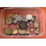 SMALL TUB OF MIXED GB SILVER COINS, 1889 CROWN ETC.