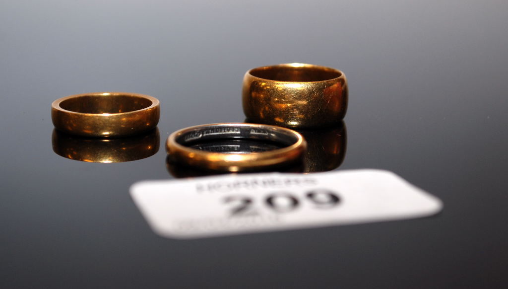 THREE 22CT GOLD WEDDING BANDS