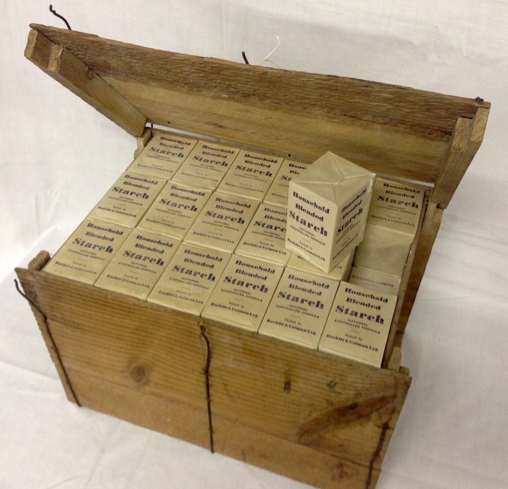 CASE OF 72 VINTAGE COLMANS STARCH IN ORIGINAL WOODEN PACKING CASE. - Image 3 of 3