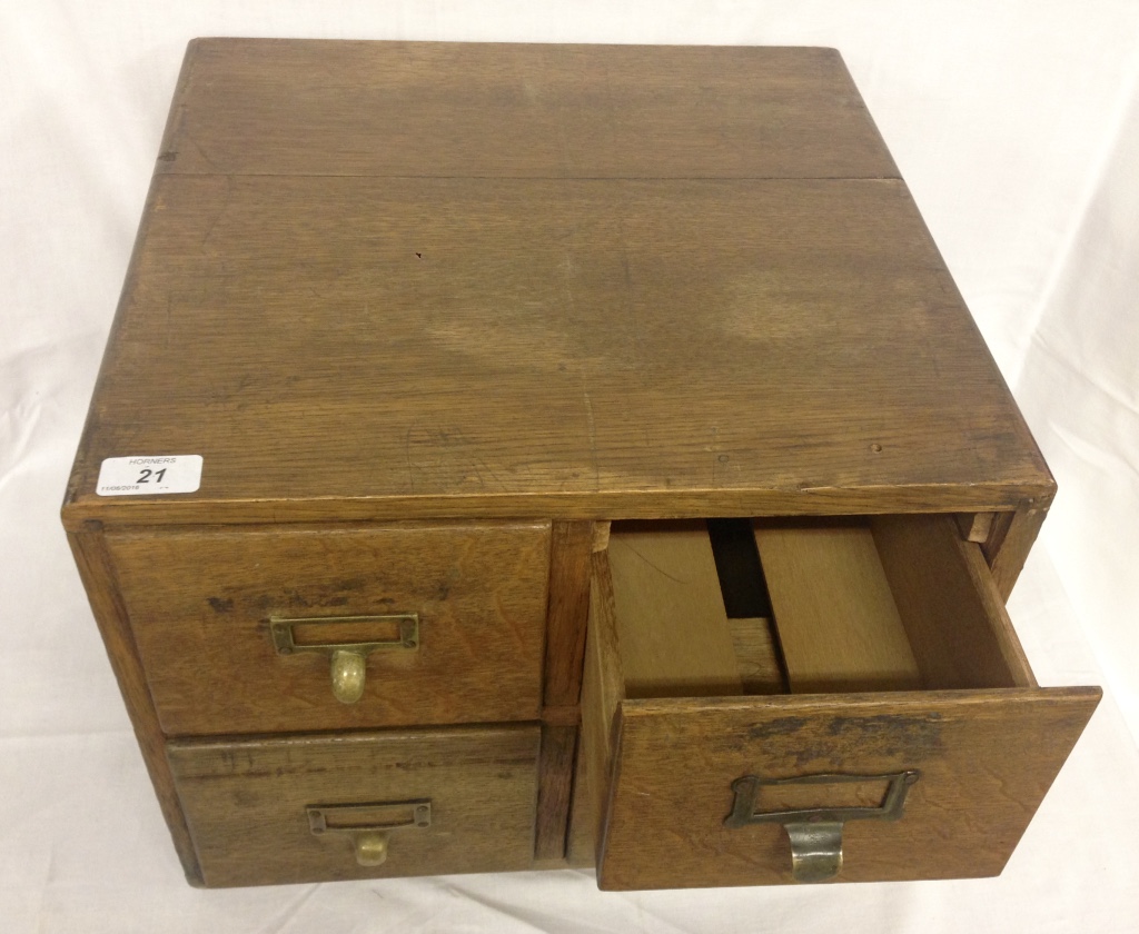 1940s OAK 4 DRAWER DESK TOP OFFICE FILING CHEST 30 X 40CM - Image 4 of 4