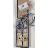 WWII GERMAN MOTHER'S CROSS IN CASE OF ISSUE