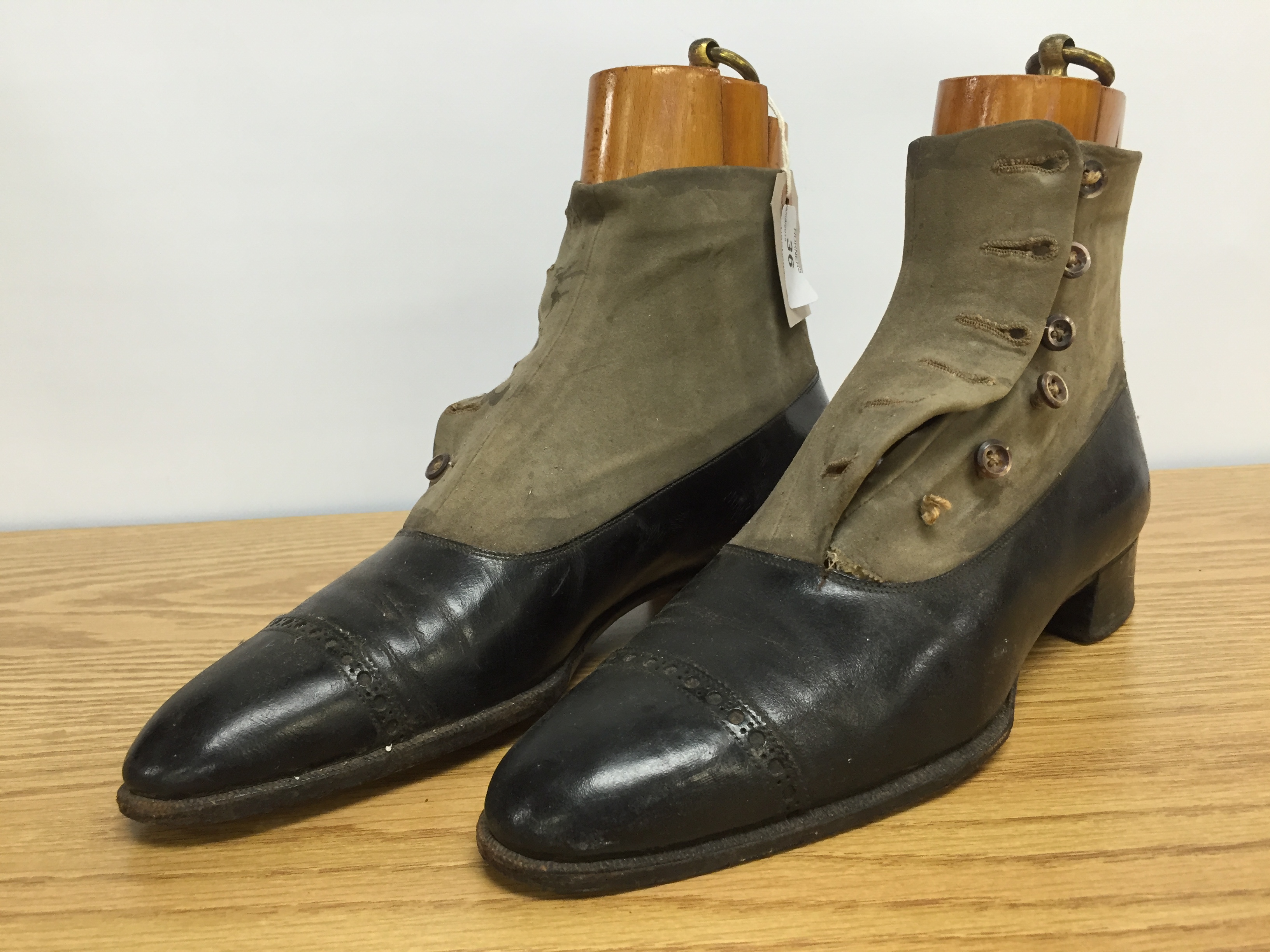 PAIR OF BUTTON FRONT SHOES CIRCA 1910 WITH SHOE TREES