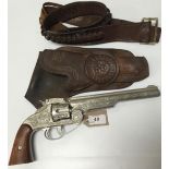 MODERN REPLICA COLT STYLE REVOLVER WITH BELT AND HOLSTER