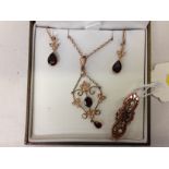 9CT ROSE GOLD PENDANT AND EARRINGS,