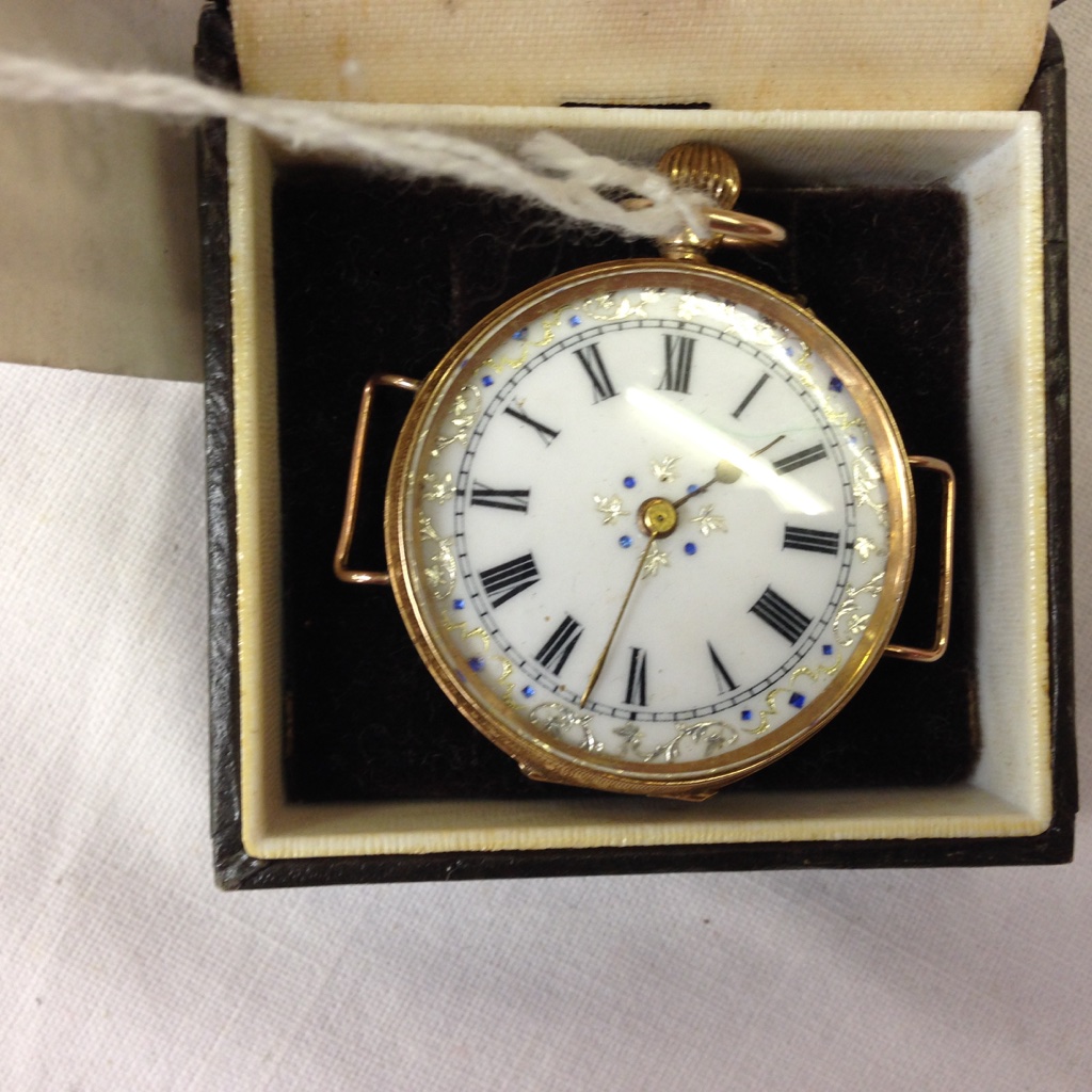 14CT GOLD FOB WATCH (CONVERTS TO WRIST WATCH) WHITE ENAMEL DIAL WITH FLORAL DECORATION AND ROMAN