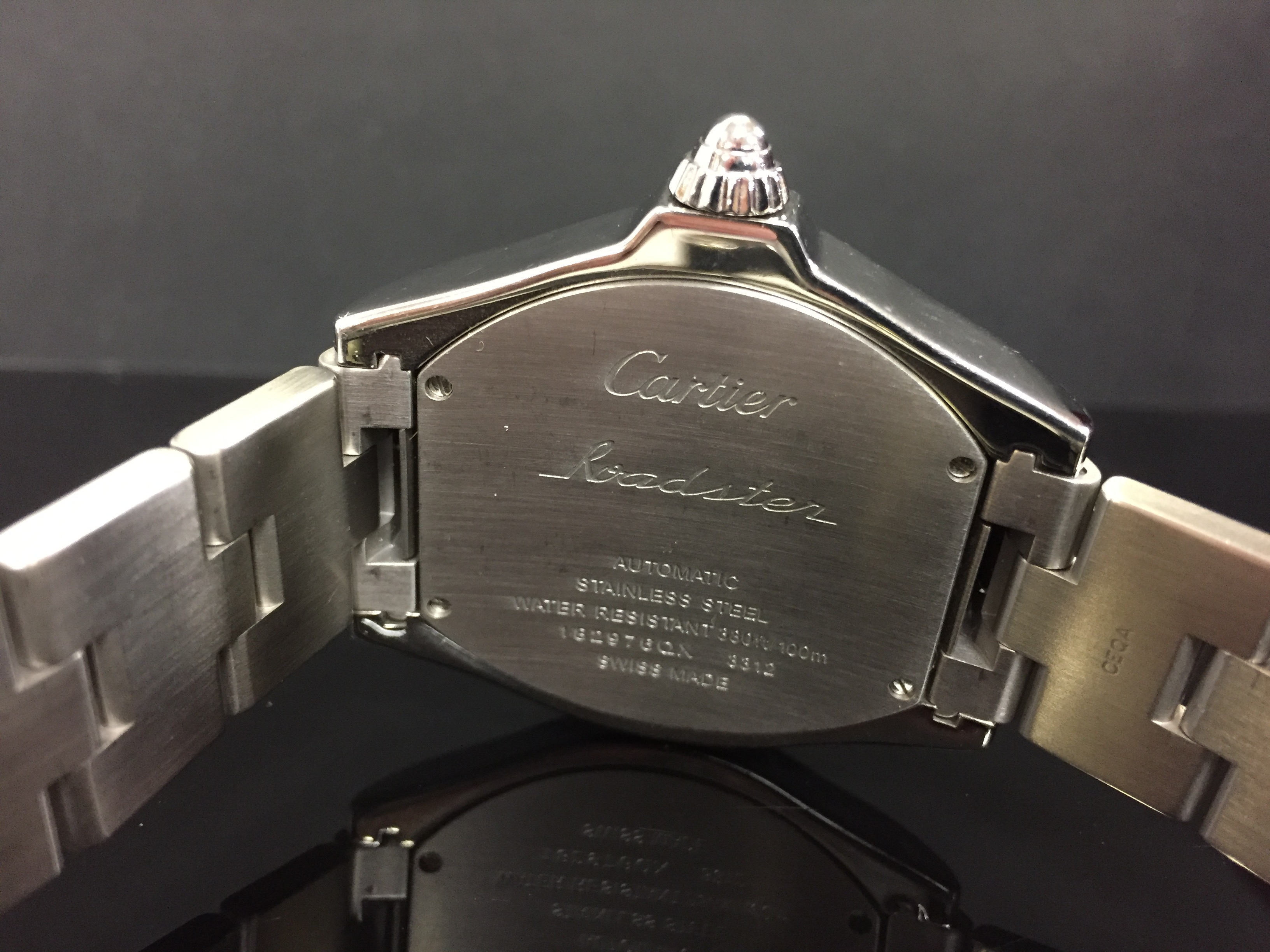 A GENTLEMAN'S CARTIER AUTOMATIC STAINLESS STEEL ROADSTER, SILVER DIAL, - Image 2 of 3