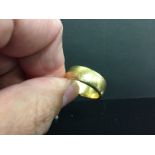 18CT. GOLD WEDDING BAND (APPROX. 14GMS.