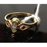 14CT YELLOW GOLD DECO STYLE RING SET WITH DIAMOND AND RUBIES IN A GEOMETRIC SETTING