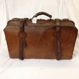 LEATHER GLADSTONE BAG WITH OVERLAP LEATHER STRAPS