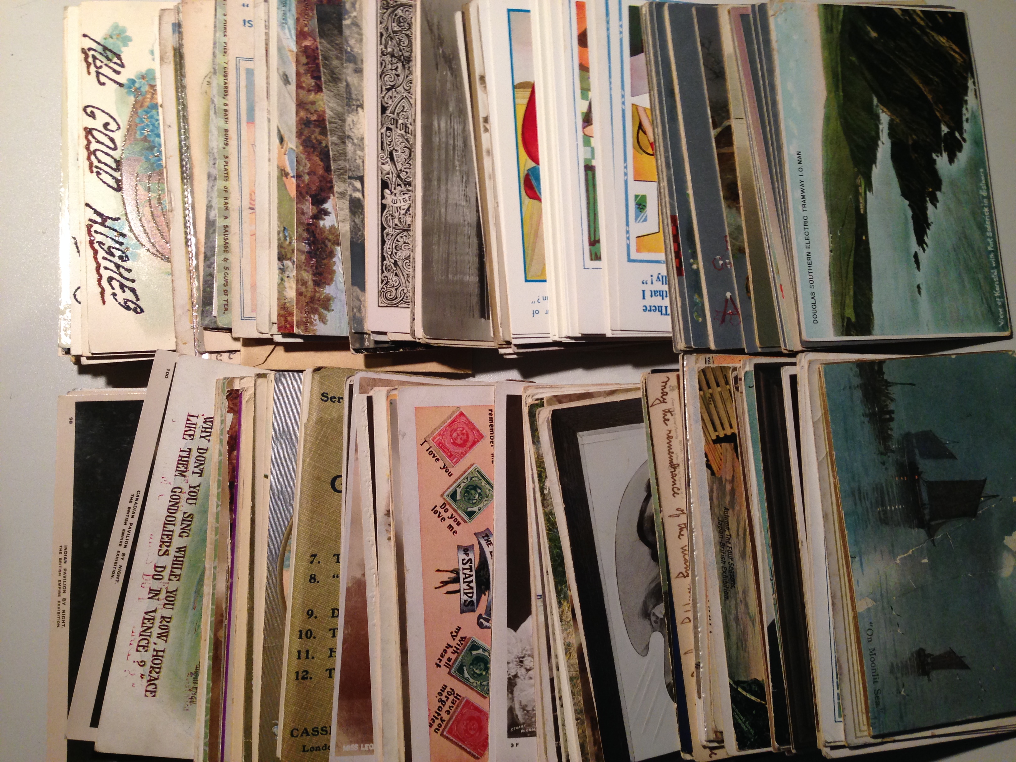 BOX OF MIXED SUBJECT POSTCARDS, COMIC, SOCIAL HISTORY, SHIPS, ARQ, GREETINGS, XMAS, DOGS, ROYALTY, - Image 2 of 2