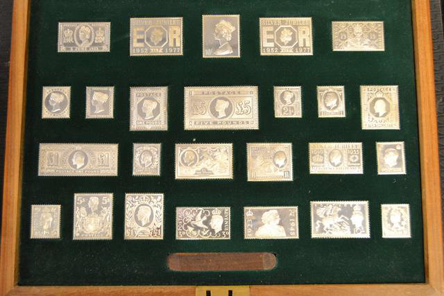 A Hallmark Replicas Limited cased set of silver replica stamps 'The Stamps of Royalty',