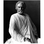 AN AUTOGRAPHED BLACK AND WHITE PHOTOGRAPH OF SIR LAURENCE OLIVIER AS ZEUS IN UNITED ARTISTS 1981