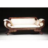 AN AMERICAN CLASSICAL PERIOD CARVED MAHOGANY AND UPHOLSTERED SETTEE, POSSIBLY NEW YORK, CIRCA