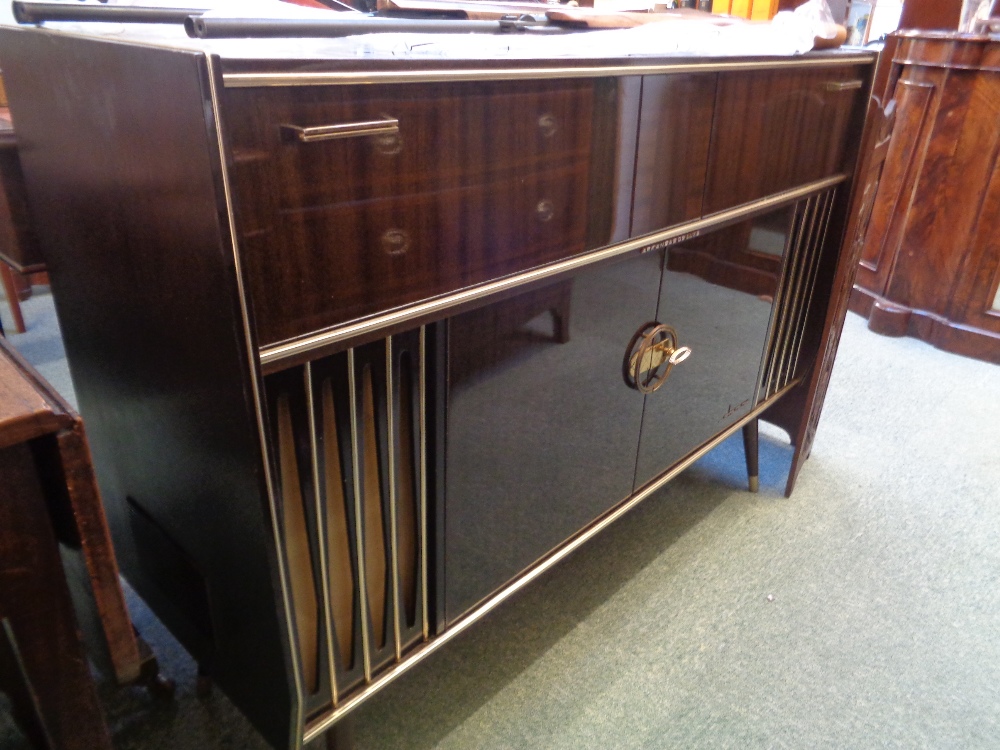 Grundig Arkansas Deluxe Radiogram Condition – Good Overall