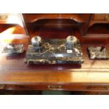 Art Deco 1930s Marble desk stand with 2 integral ink pots, blotter and a pen stand Condition -