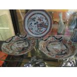 A pair of Japanese Imari plates decorated ducks and another Imari plate (sa/f)