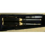 A Ronson biro and fountain pen set (boxed)