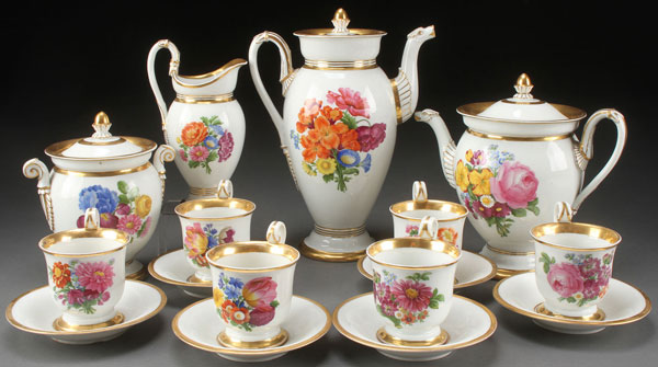 A FINE MEISSEN HAND PAINTED PORCELAIN COFFEE TEA SERVICE, 1814-1820. A 16 piece service for six