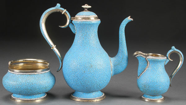 A FINE RUSSIAN SILVER AND ENAMEL THREE PIECE TEA SET, MOSCOW, 1899-1908. Comprising a lidded - Image 2 of 4