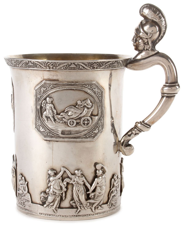 A LARGE AND INTERESTING RUSSIAN SILVER GILT MUG, ST. PETERSBURG, 1828. The cylindrical body with