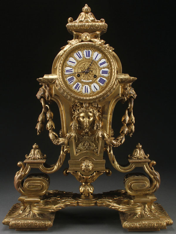 A LARGE AND IMPRESSIVE FRENCH GILT BRONZE AESTHETIC MANTLE CLOCK, 19TH CENTURY. The pendant shaped