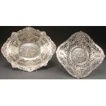 A PAIR OF VERY FINE HANAU SILVER RETICULATED FRUIT BOWLS, GERMANY, LATE 19TH CENTURY. Comprising an