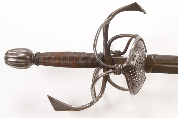 A GOOD PROBABLY 17TH CENTURY EUROPEAN SWEPT HILT RAPIER. The wrought iron guards with scrolled - Image 2 of 2