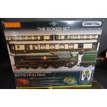 A Hornby OO Gauge Venice Simplon Orient Express Digital Train Set,