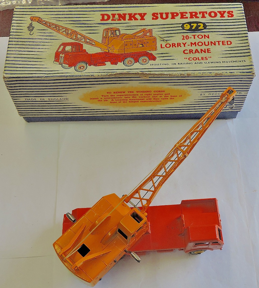 Dinky Super Toys'Construction'No972 Coles 20 Ton Lorry Mounted Crane, Issued 19 condition.